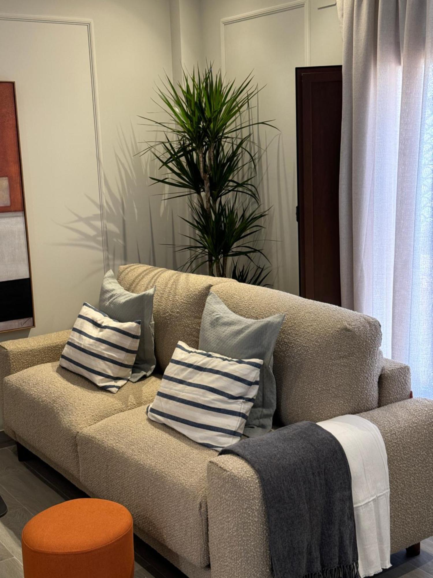Suspiro Penthouse 301 By Florentia Homes Apartment